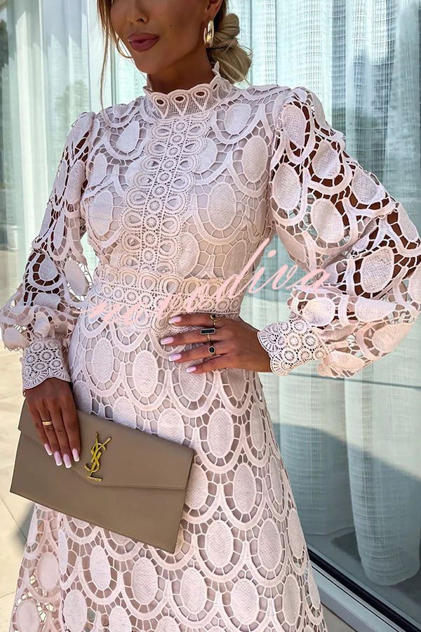 Lindsey | Romantic Lace Dress